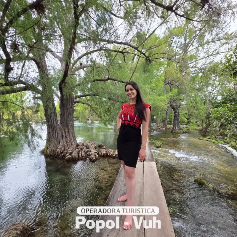 LAGOS DE COLÓN Y ZONA ARQUEOLÓGICA EL LAGARTERO